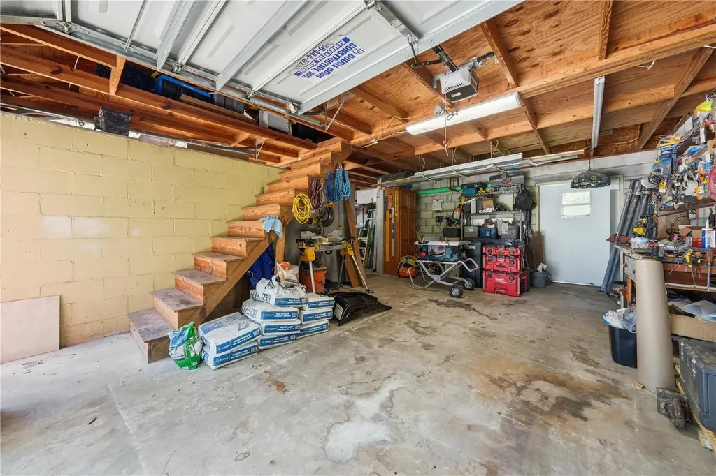 128 N Lakeview Drive Lake Helen FL 32744