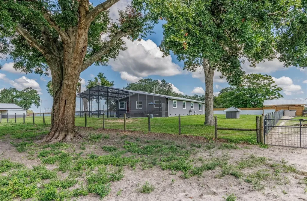 1231 NW 102nd Boulevard Wildwood FL 34785