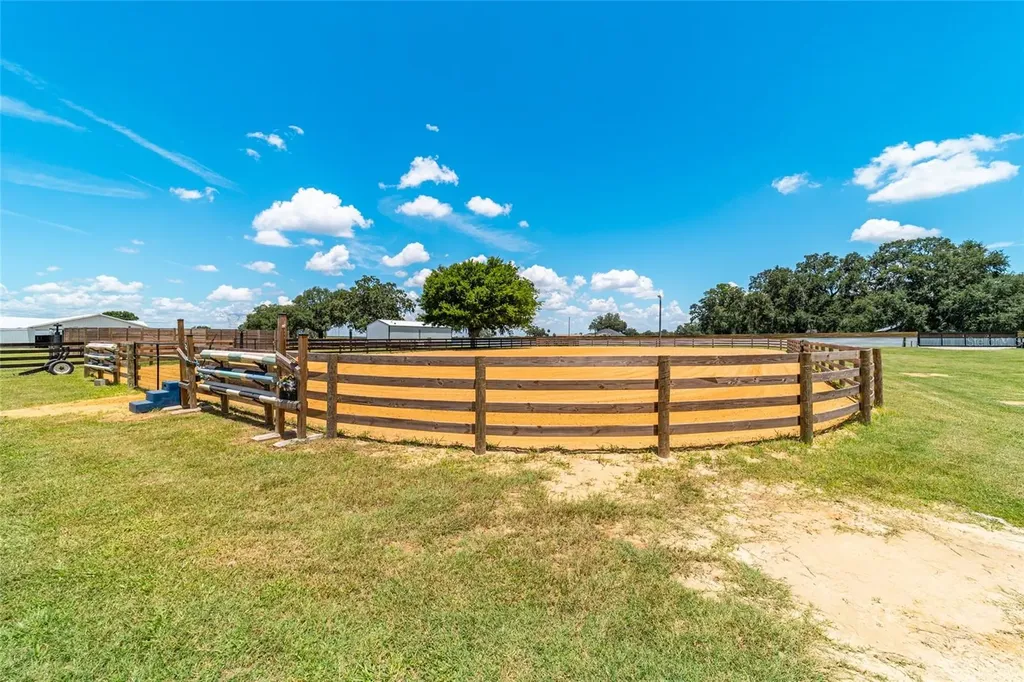 1231 NW 102nd Boulevard Wildwood FL 34785