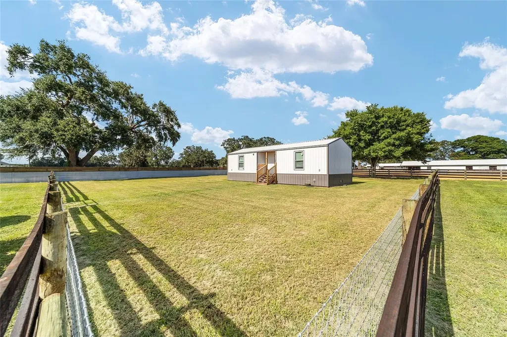 1231 NW 102nd Boulevard Wildwood FL 34785