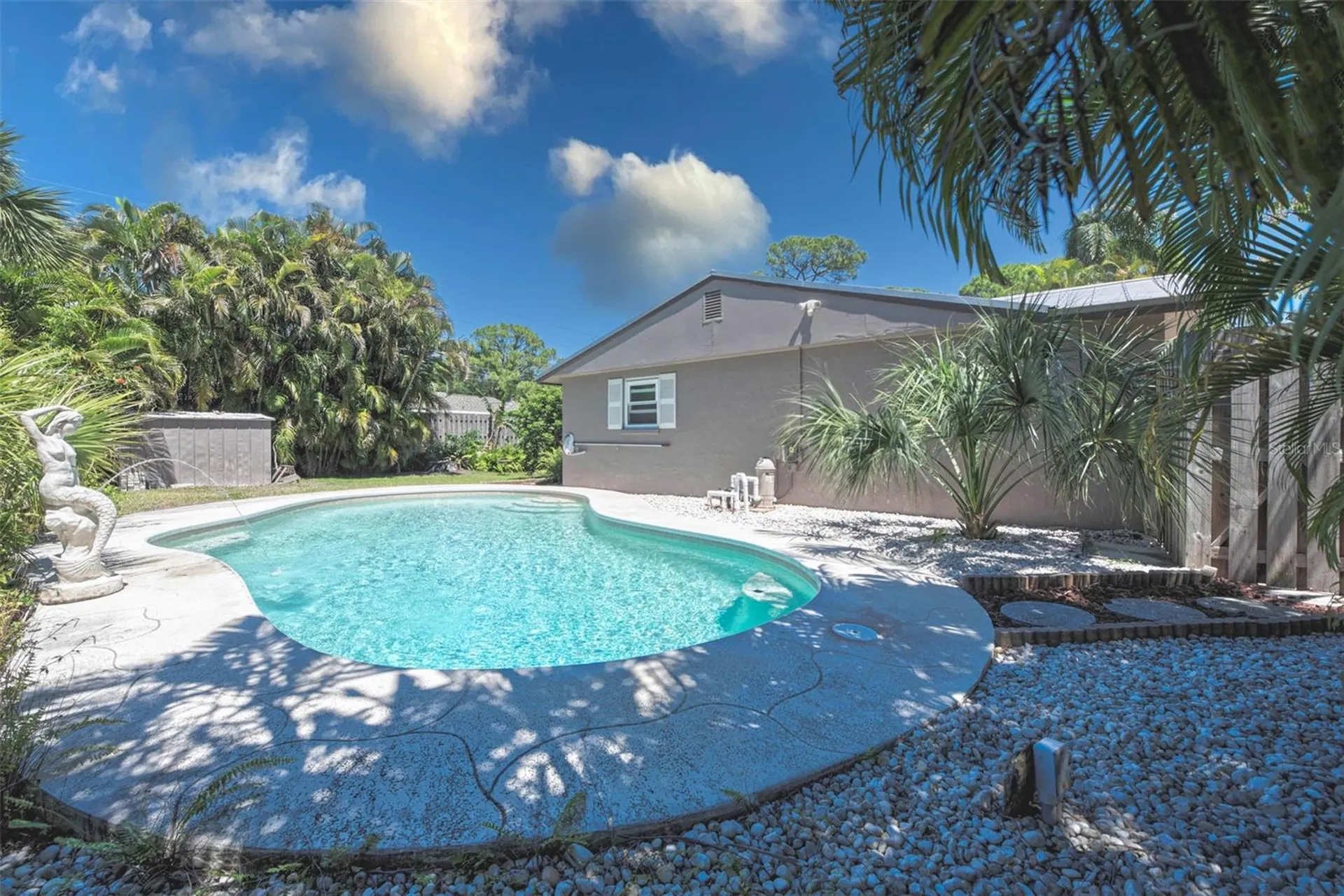 3217 Restful Lane Sarasota FL 34231