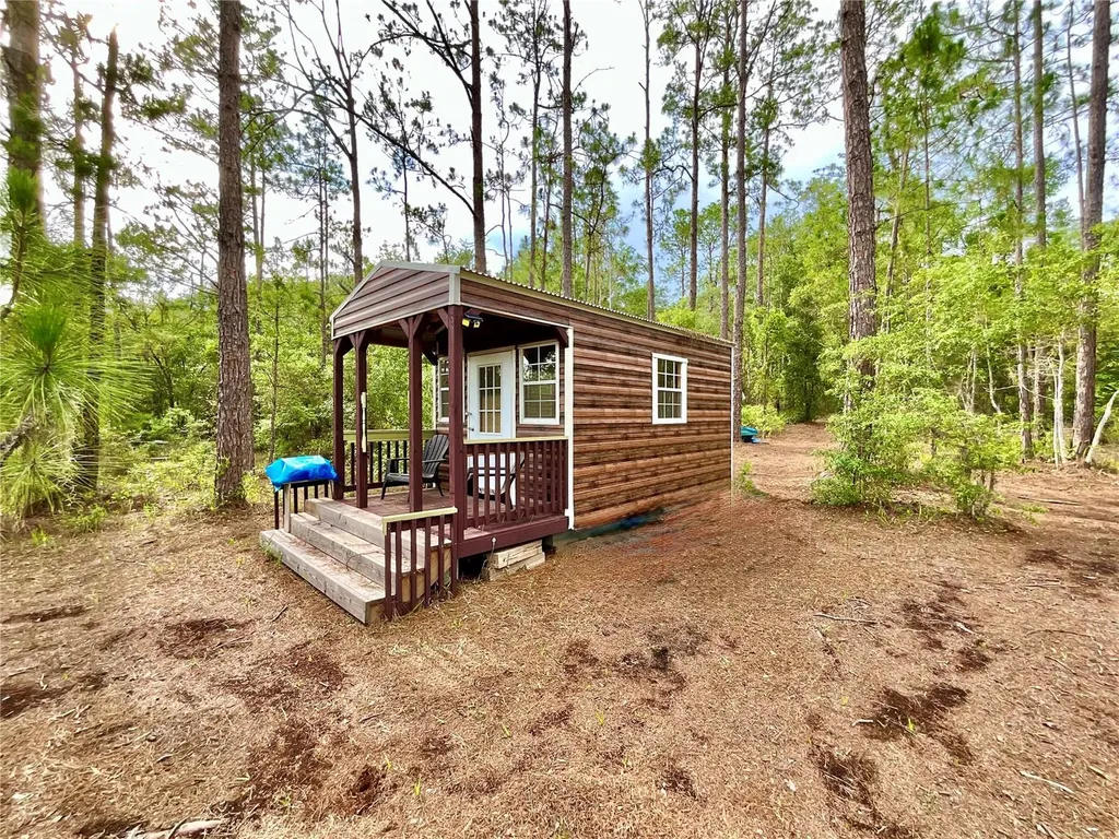 125 Silver Dollar Pond Road Hawthorne FL 32640