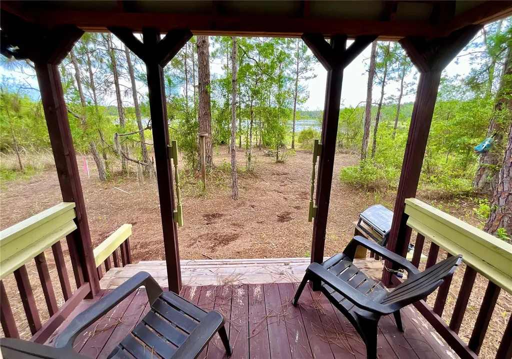 125 Silver Dollar Pond Road Hawthorne FL 32640