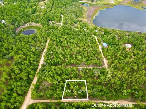 125 Silver Dollar Pond Road Hawthorne FL 32640