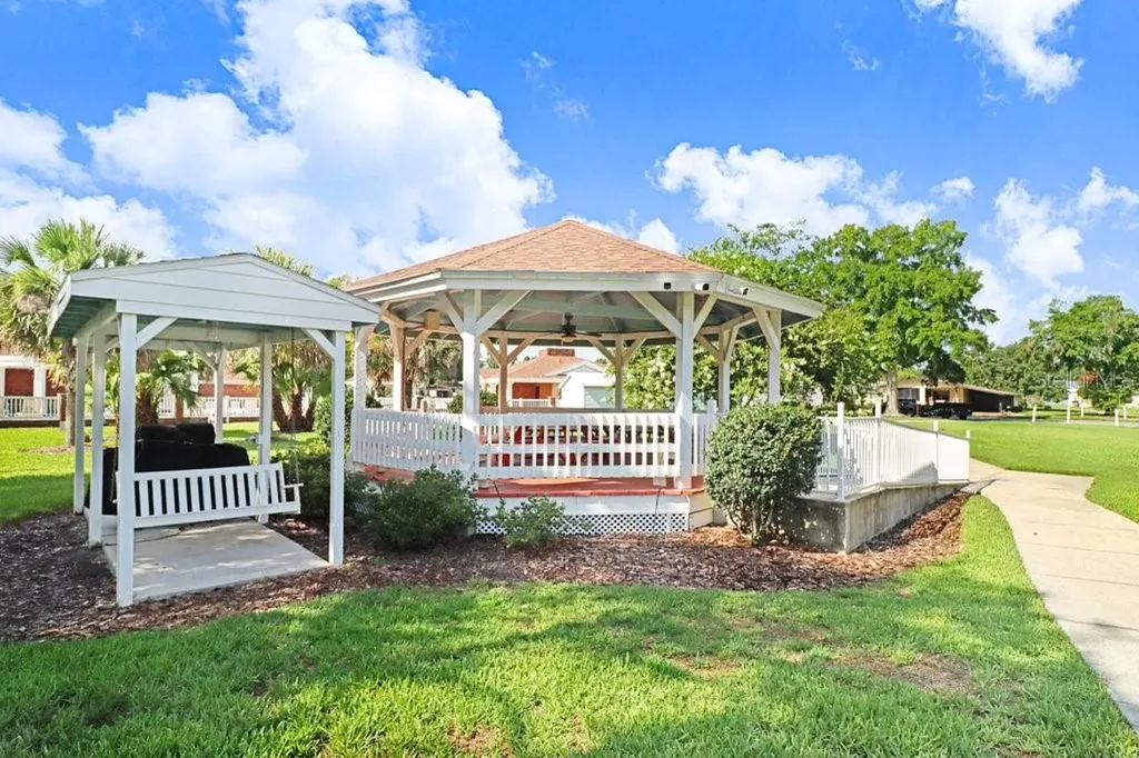 4949 Pleasant Hollow Trail Lakeland FL 33811