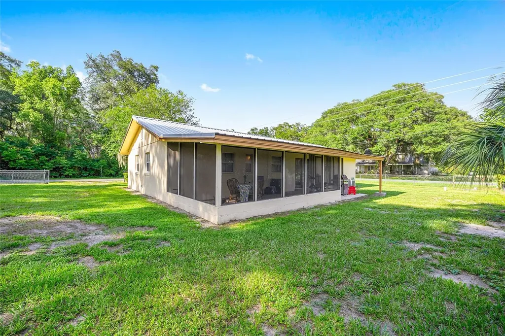 2420 NE 38th Street Ocala FL 34479