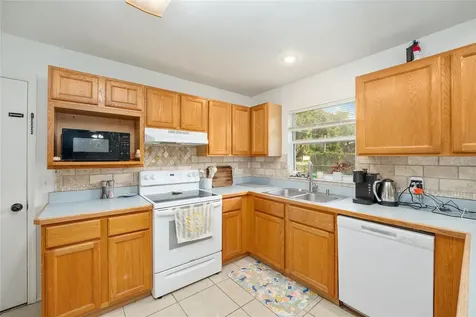 2420 NE 38th Street Ocala FL 34479