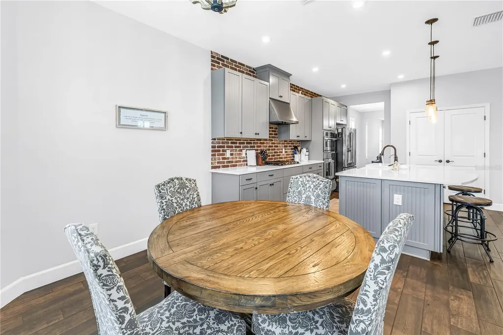 10108 Corriente Court Palmetto FL 34221