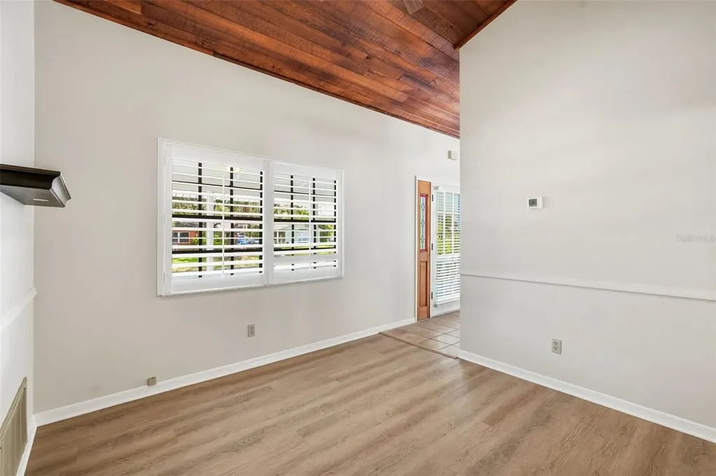 345 Bailey Street Safety Harbor FL 34695