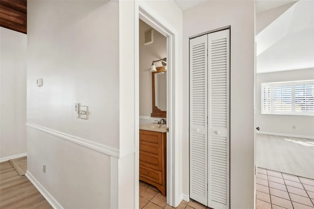 345 Bailey Street Safety Harbor FL 34695