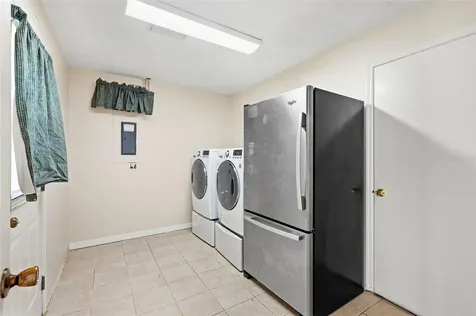 345 Bailey Street Safety Harbor FL 34695