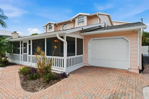345 Bailey Street Safety Harbor FL 34695