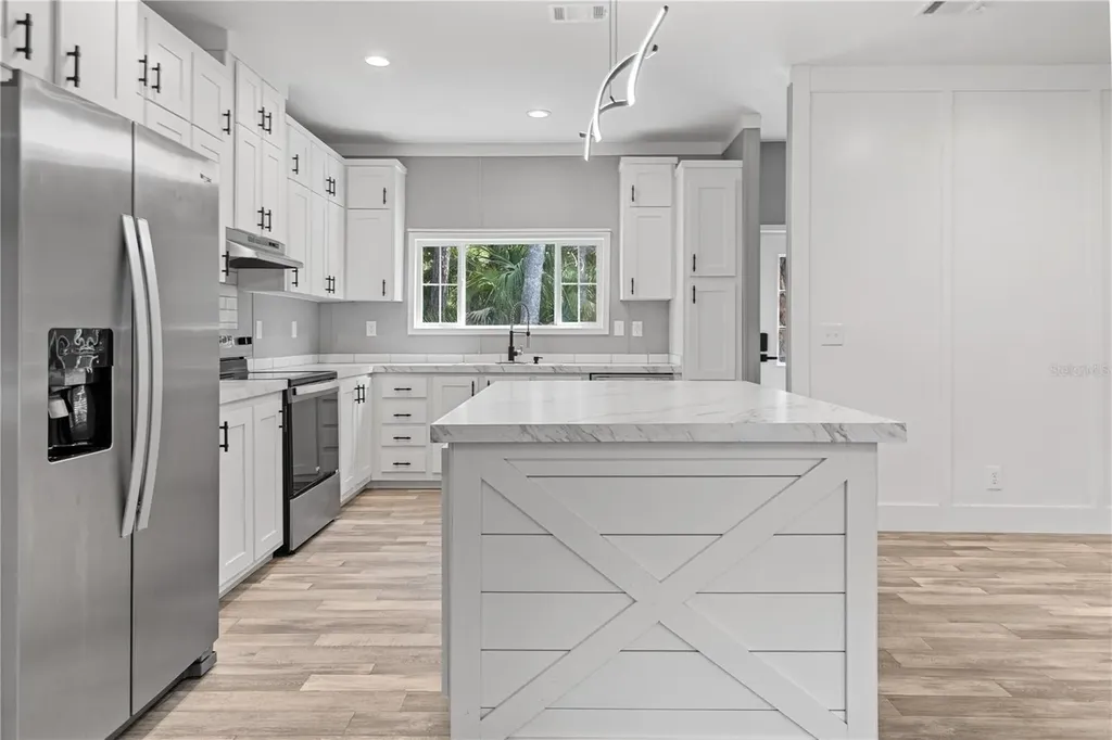 375 Sapp Street Inglis FL 34449