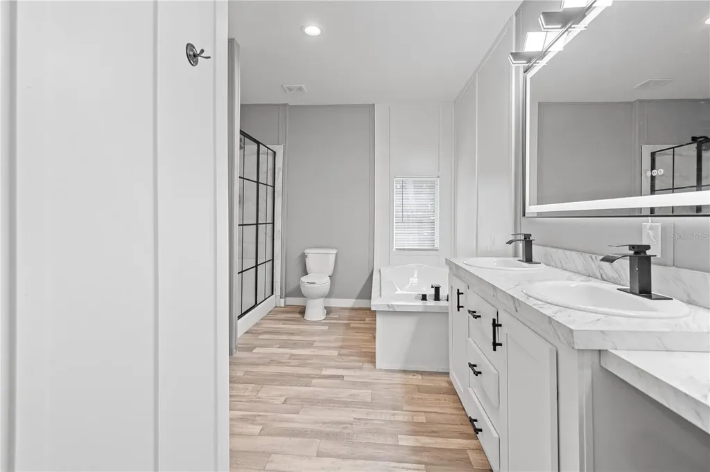 375 Sapp Street Inglis FL 34449