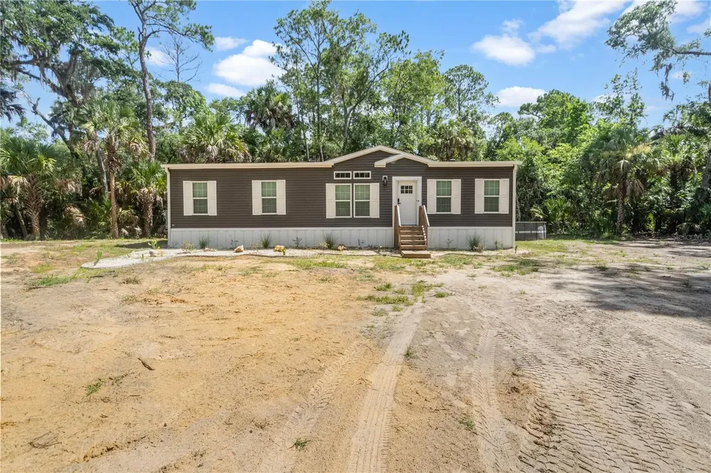 375 Sapp Street Inglis FL 34449
