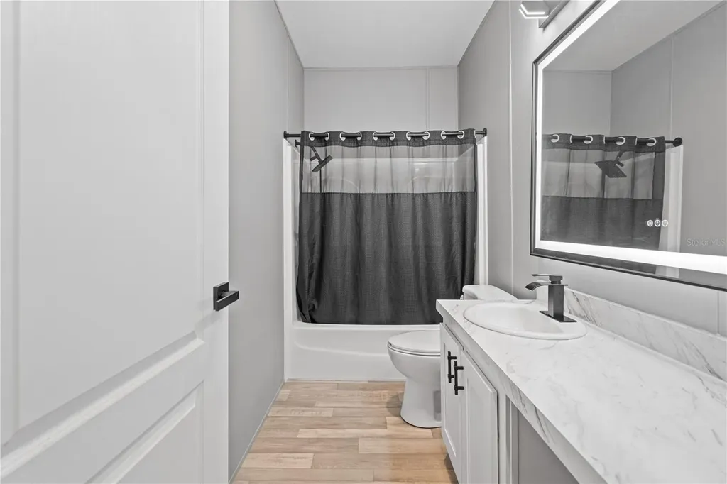 375 Sapp Street Inglis FL 34449