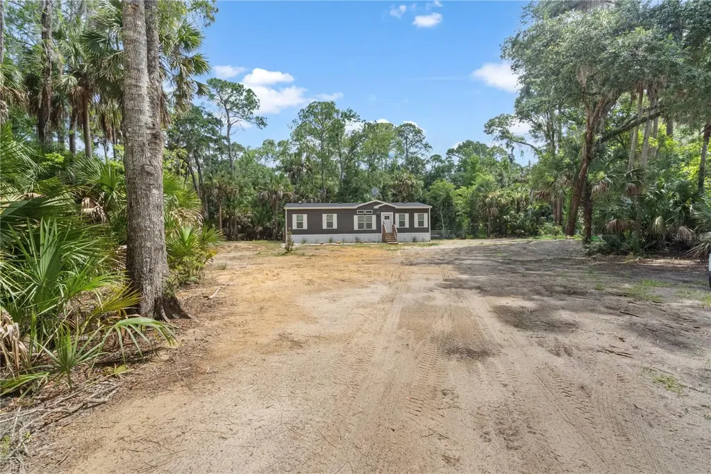 375 Sapp Street Inglis FL 34449