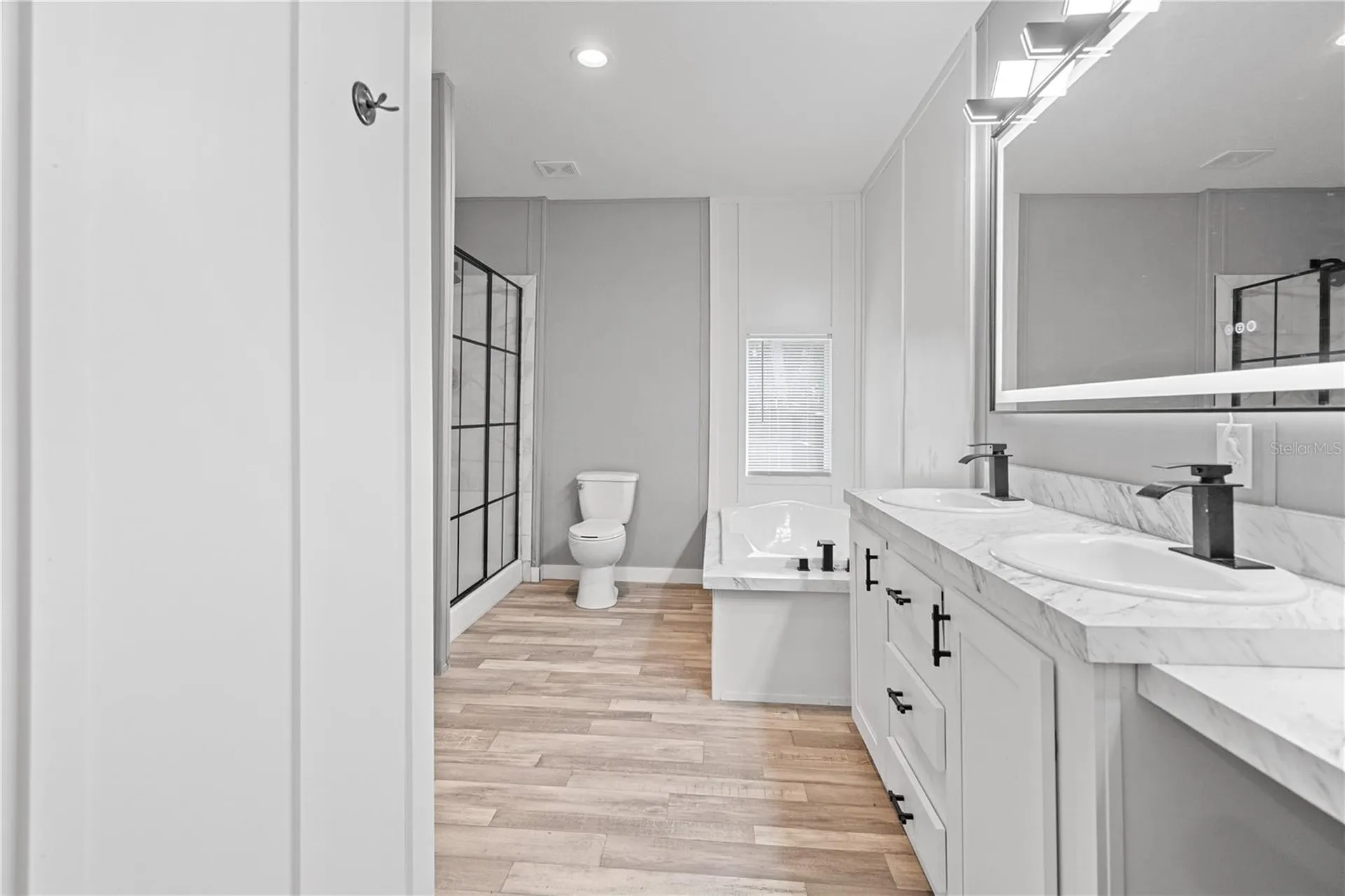 375 Sapp Street Inglis FL 34449