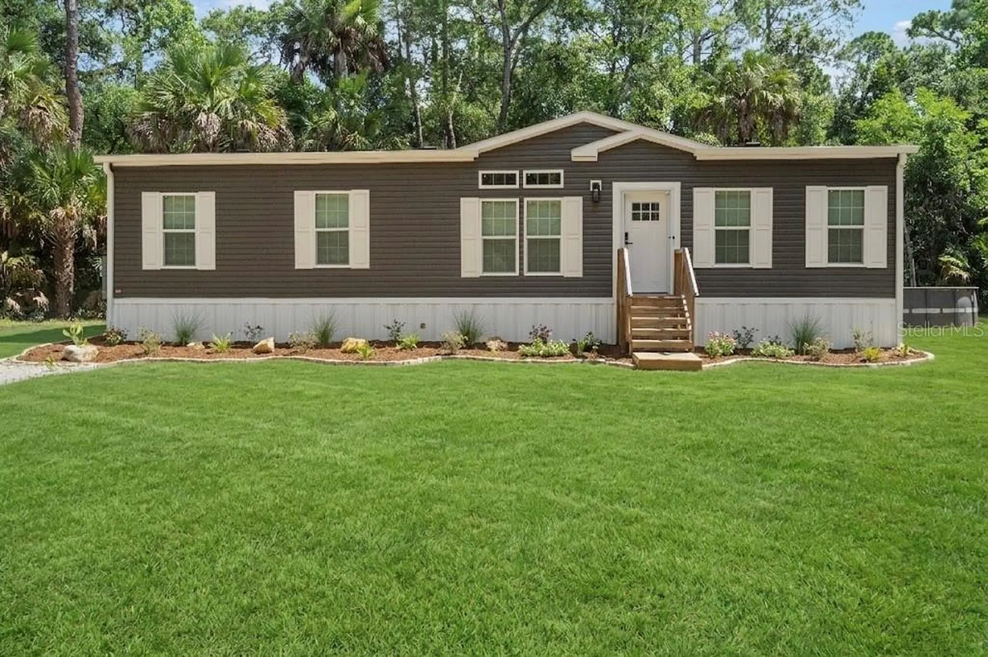 375 Sapp Street Inglis FL 34449