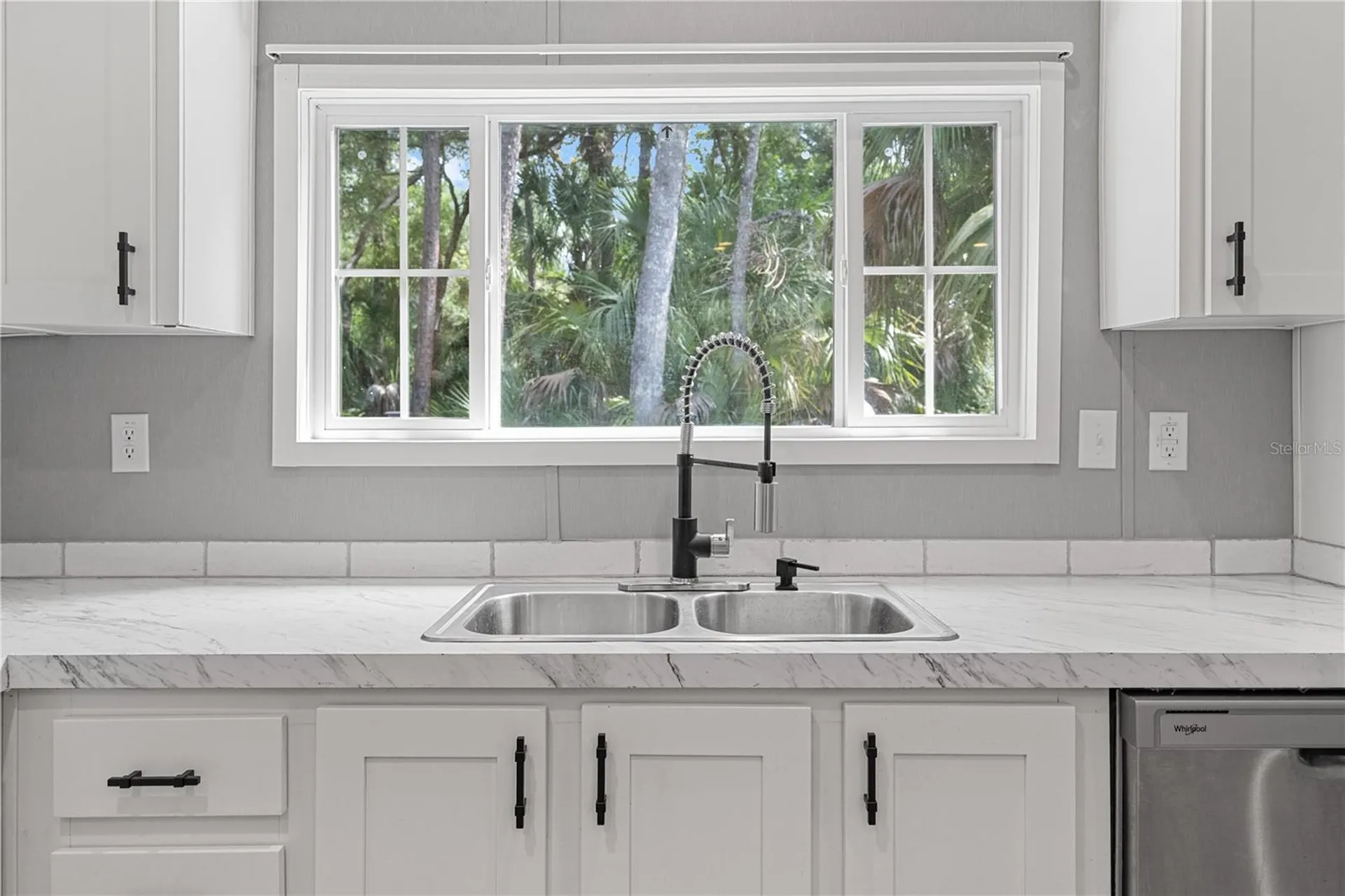 375 Sapp Street Inglis FL 34449