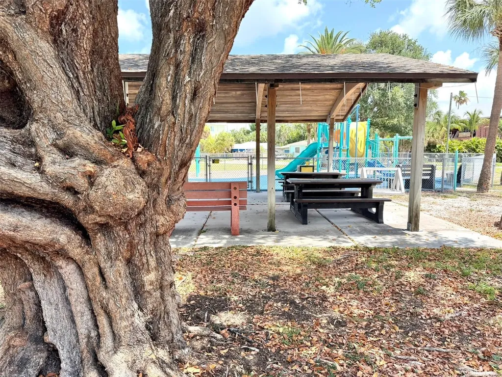3929 Belle Vista Drive St Pete Beach FL 33706