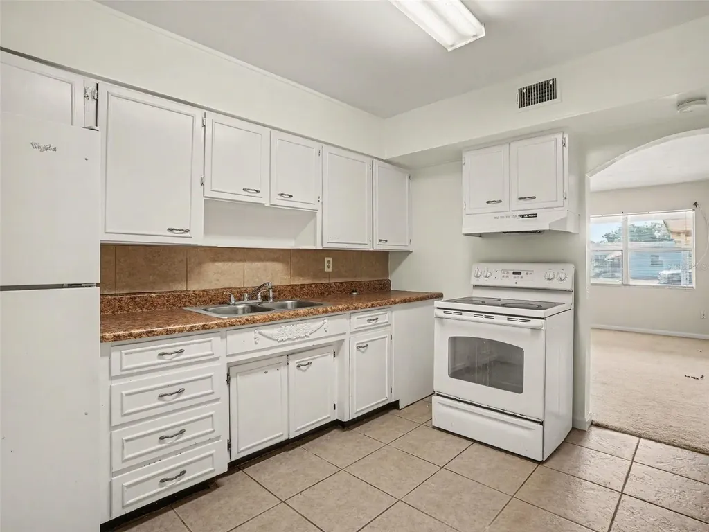423 Nansemond Avenue Lakeland FL 33801