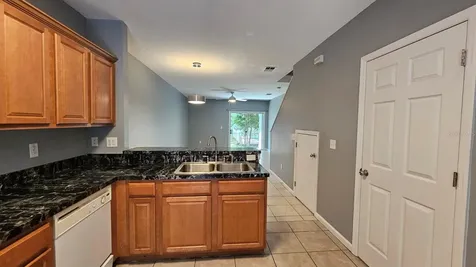 5822 Nature Terrace Cove Tampa FL 33617