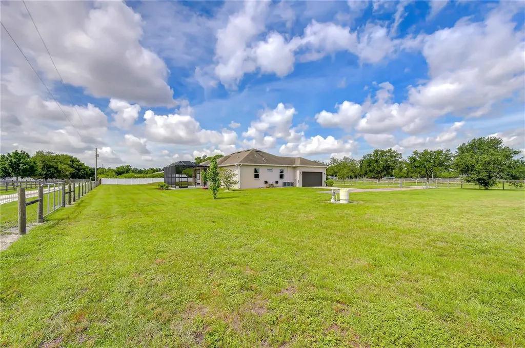 4008 Mcintosh Estates Lane Plant City FL 33565