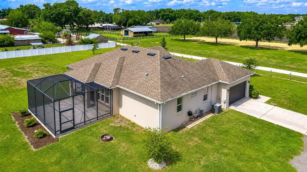 4008 Mcintosh Estates Lane Plant City FL 33565