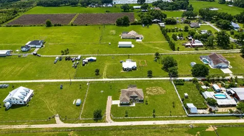 4008 Mcintosh Estates Lane Plant City FL 33565