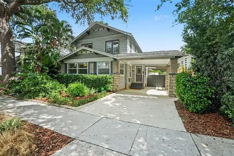 857 21st Avenue N St Petersburg FL 33704