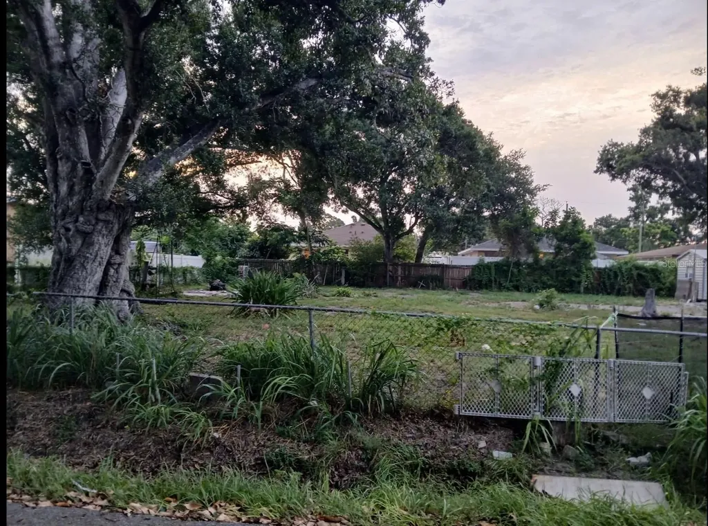 4116 Locust Avenue Sarasota FL 34234