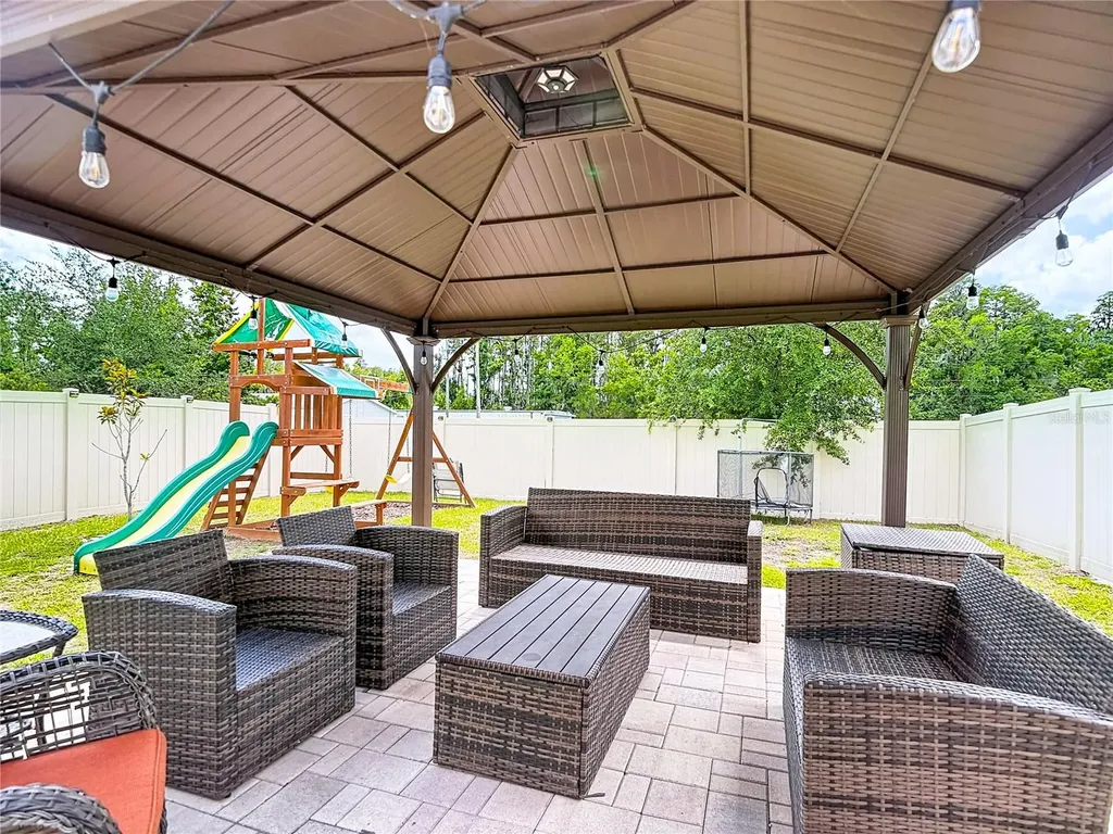 10699 Old Sycamore Loop Land O Lakes FL 34638