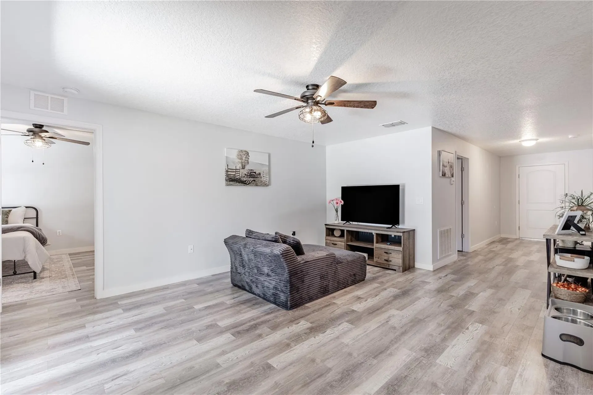 2491 Bracknell Forest Trail Tavares FL 32778