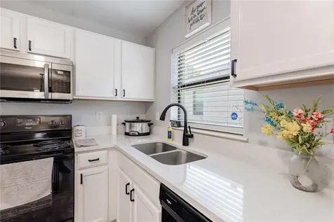 2491 Bracknell Forest Trail Tavares FL 32778