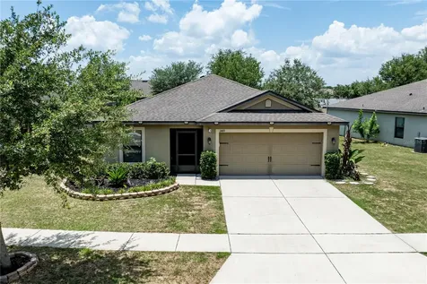 2491 Bracknell Forest Trail Tavares FL 32778