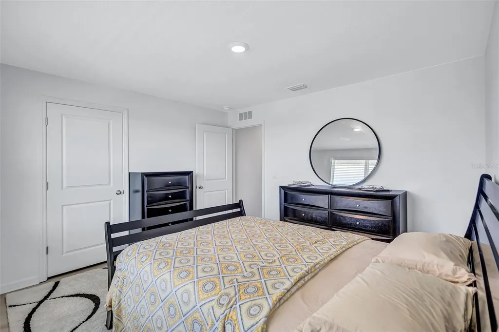 7601 Rosewood Garden Loop Tampa FL 33637