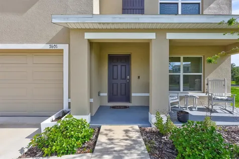 7601 Rosewood Garden Loop Tampa FL 33637