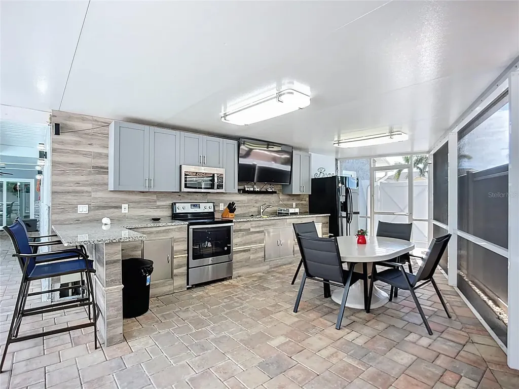 6531 Santiago Court Apollo Beach FL 33572