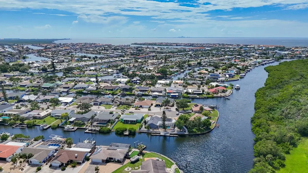6531 Santiago Court Apollo Beach FL 33572