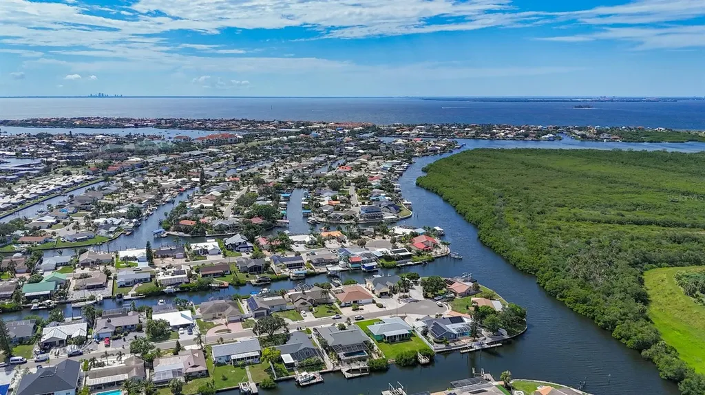 6531 Santiago Court Apollo Beach FL 33572