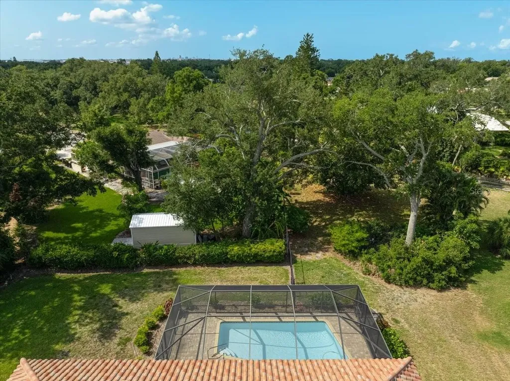 426 Whitfield Avenue Sarasota FL 34243