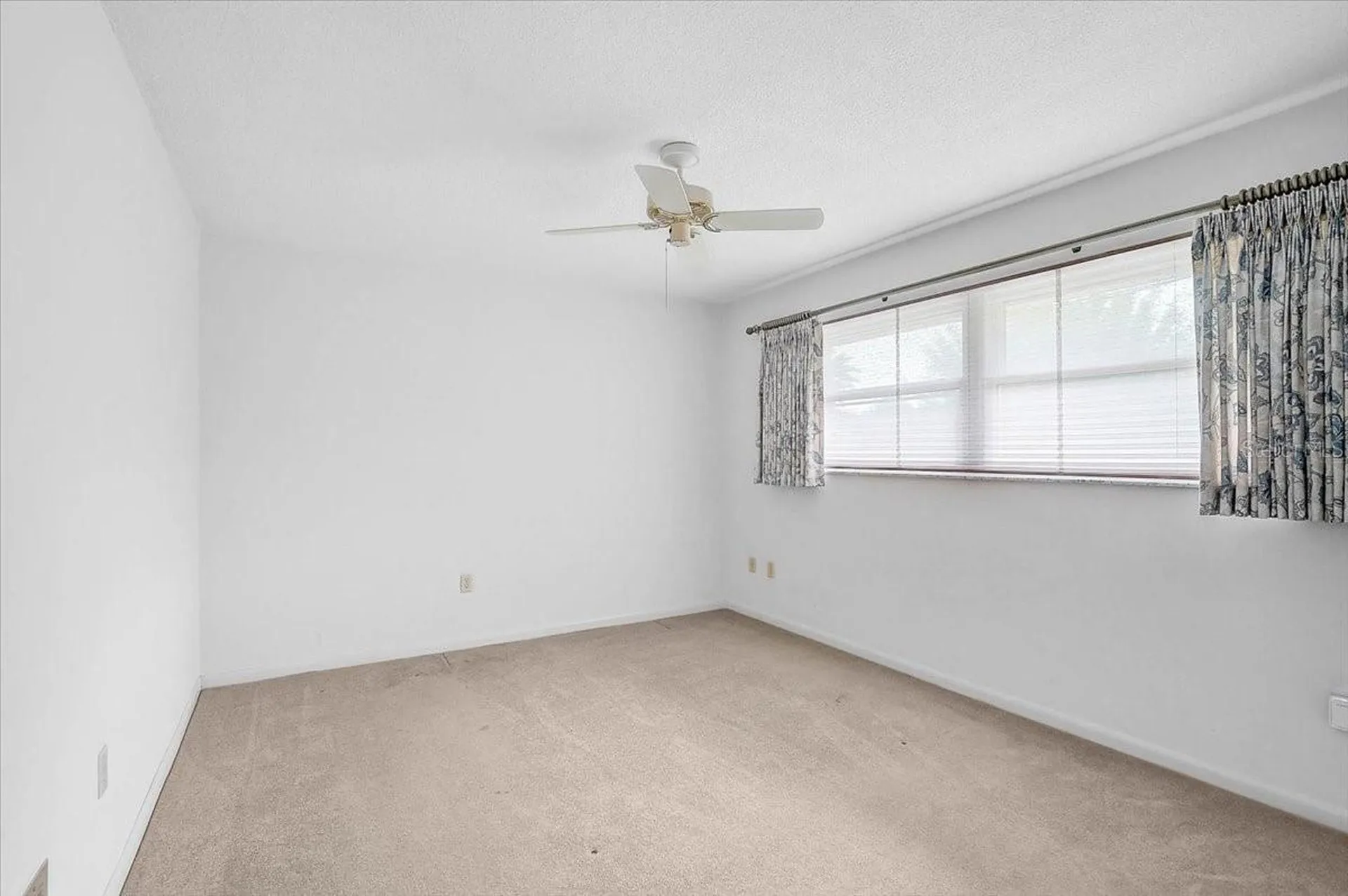 426 Whitfield Avenue Sarasota FL 34243