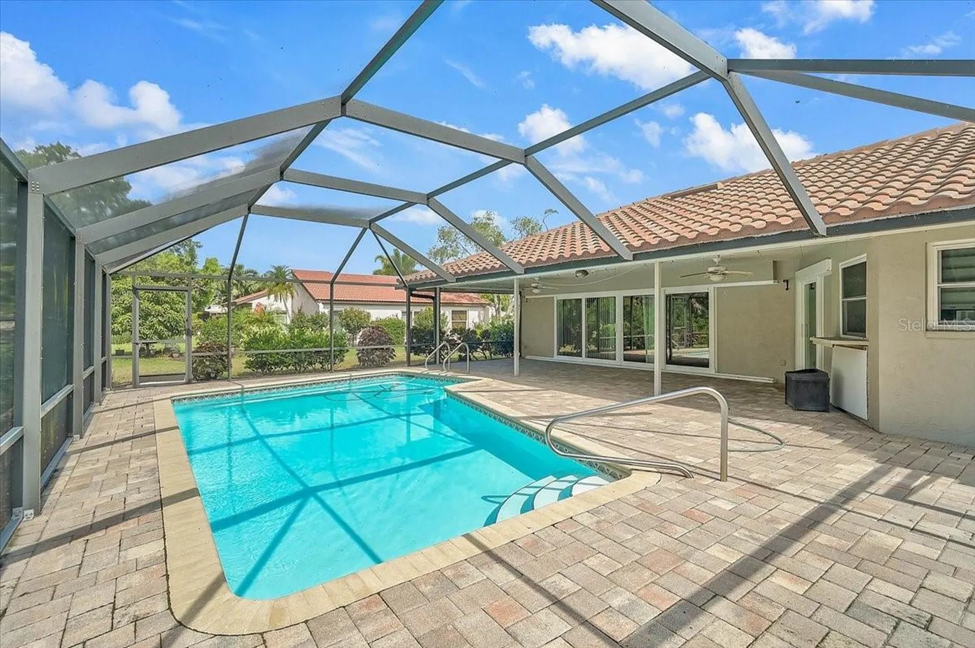 426 Whitfield Avenue Sarasota FL 34243