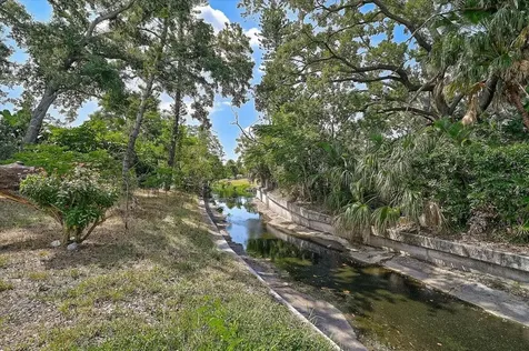 426 Whitfield Avenue Sarasota FL 34243