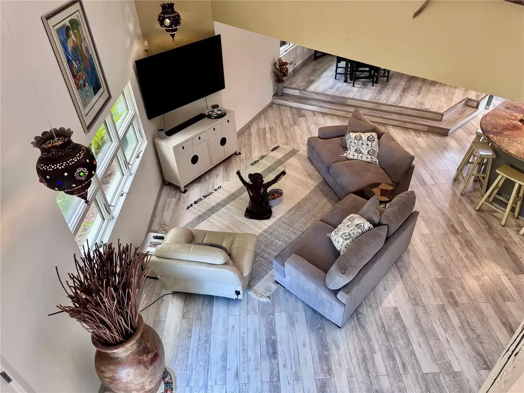 735 79th Circle S St Petersburg FL 33707