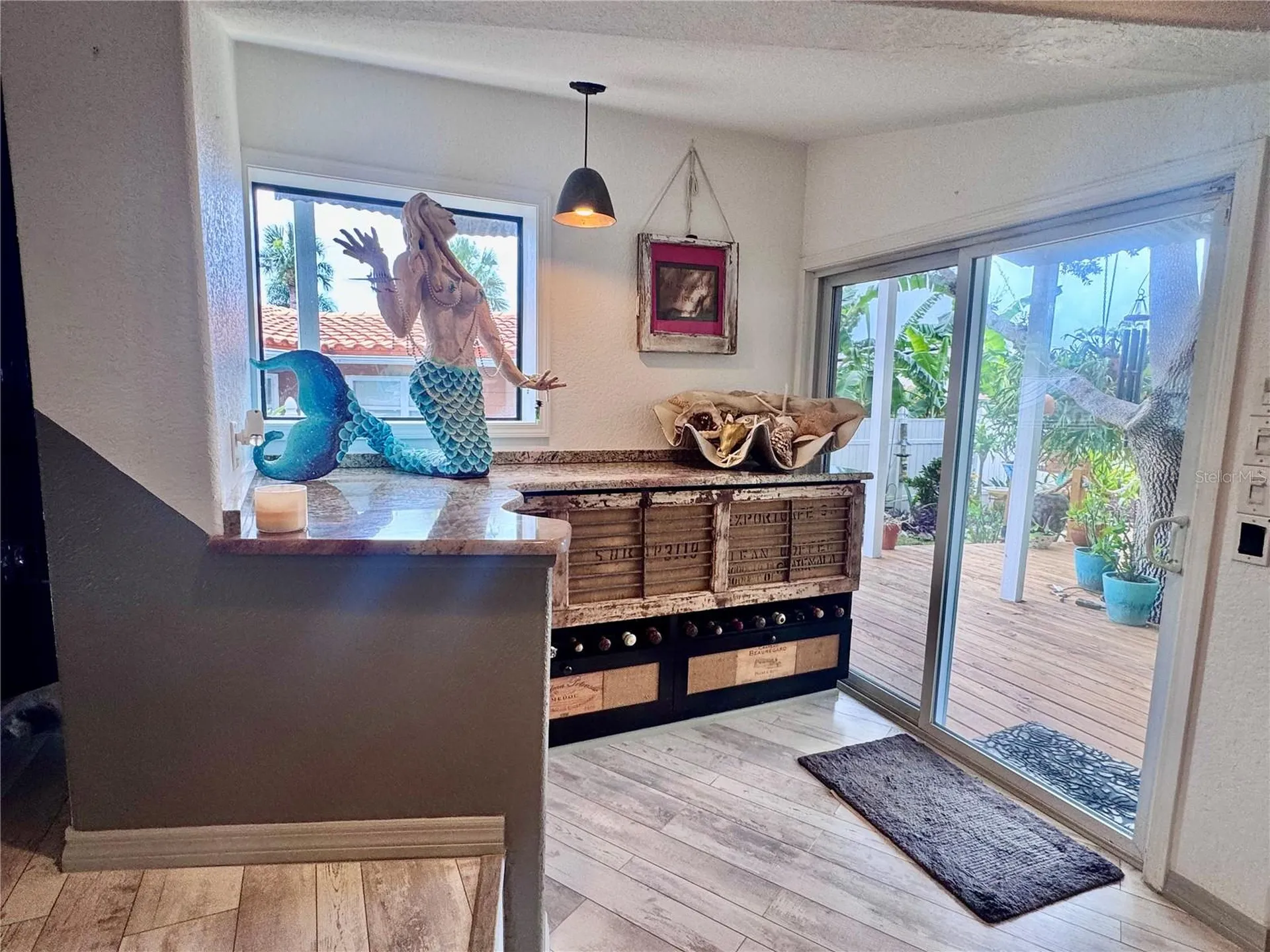 735 79th Circle S St Petersburg FL 33707