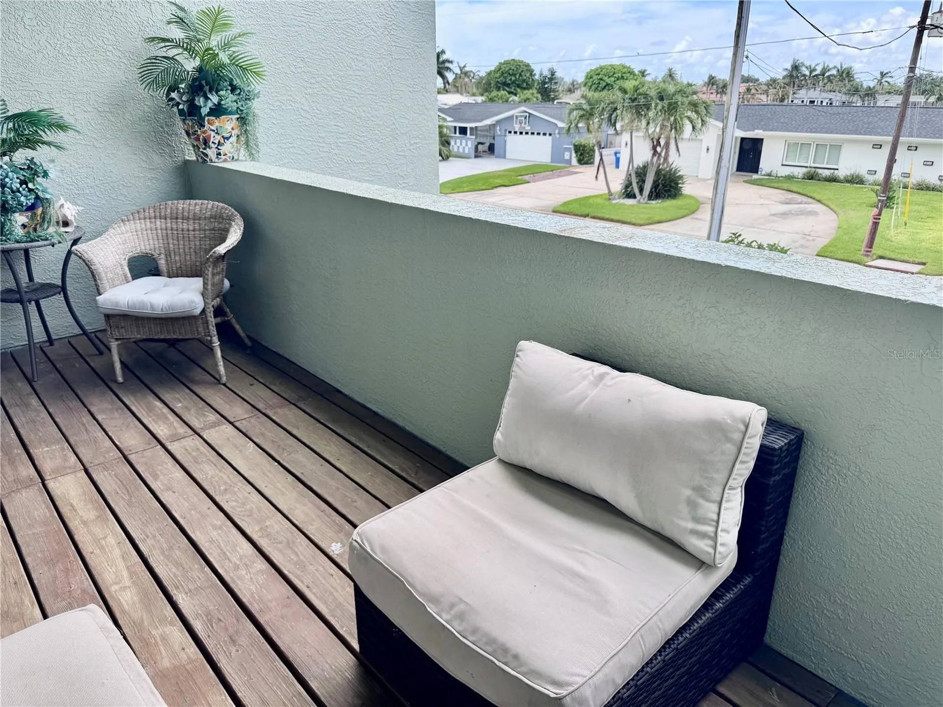 735 79th Circle S St Petersburg FL 33707