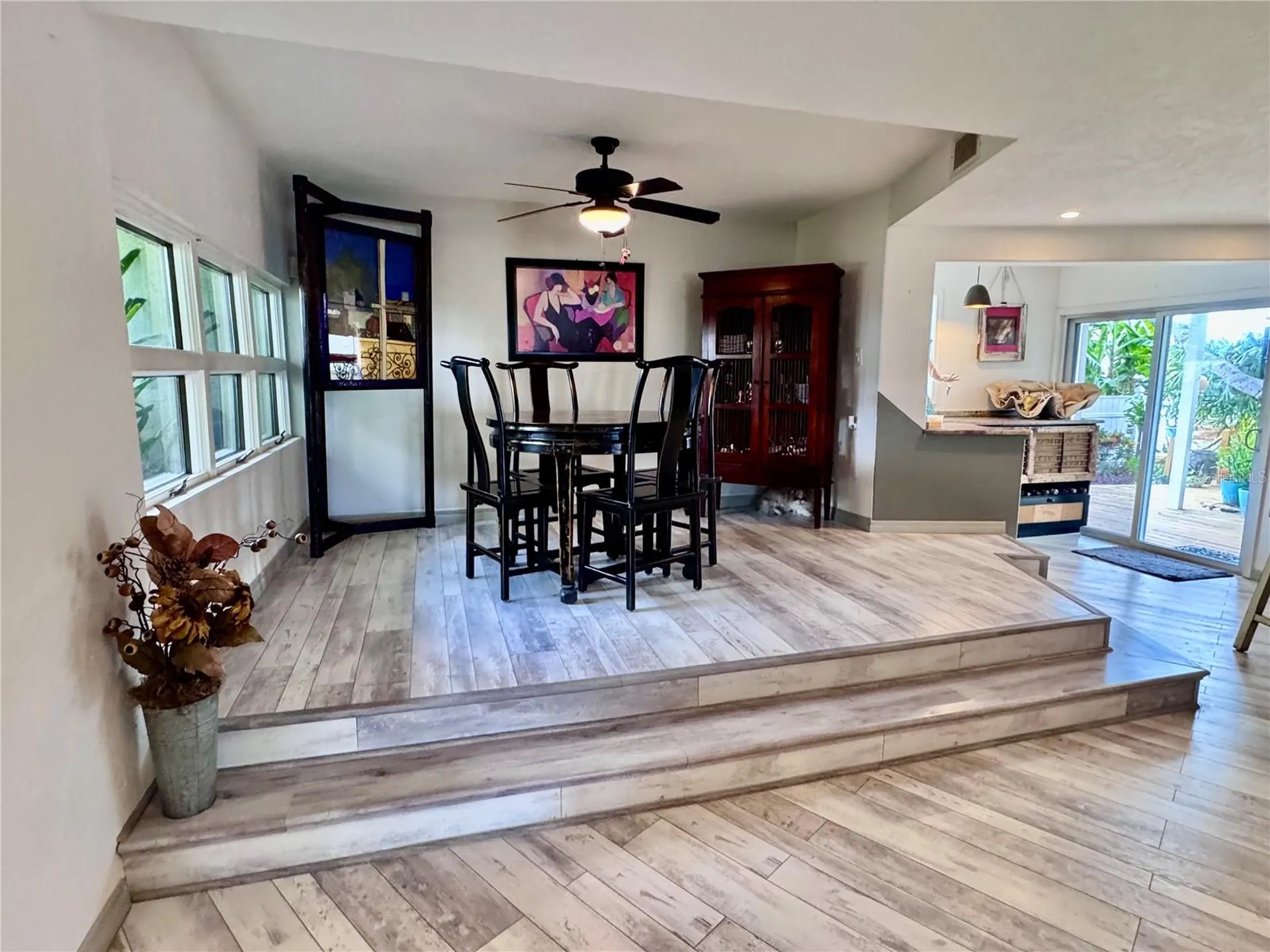 735 79th Circle S St Petersburg FL 33707