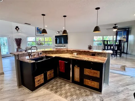 735 79th Circle S St Petersburg FL 33707